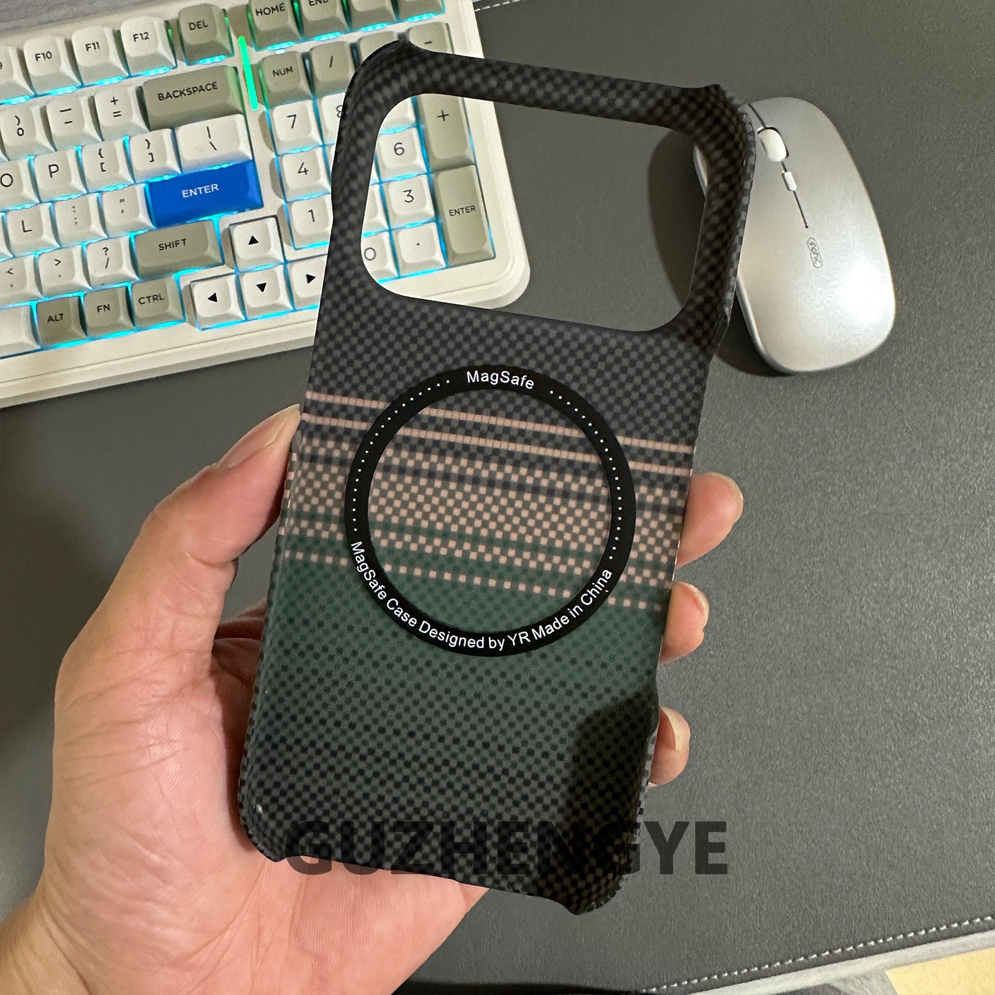 Carbon Kevlar Case